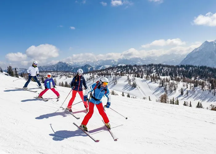 Отель Aldiana Club Salzkammergut Und Grimmingtherme Бад-Миттерндорф