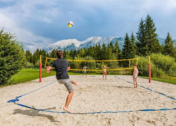 Отель Aldiana Club Salzkammergut Und Grimmingtherme Бад-Миттерндорф